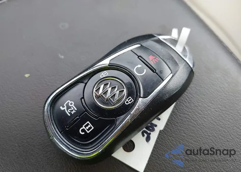 2017 Buick Lacrosse Preferred from USA, damaged, VIN 1G4ZN5SS6HU204385